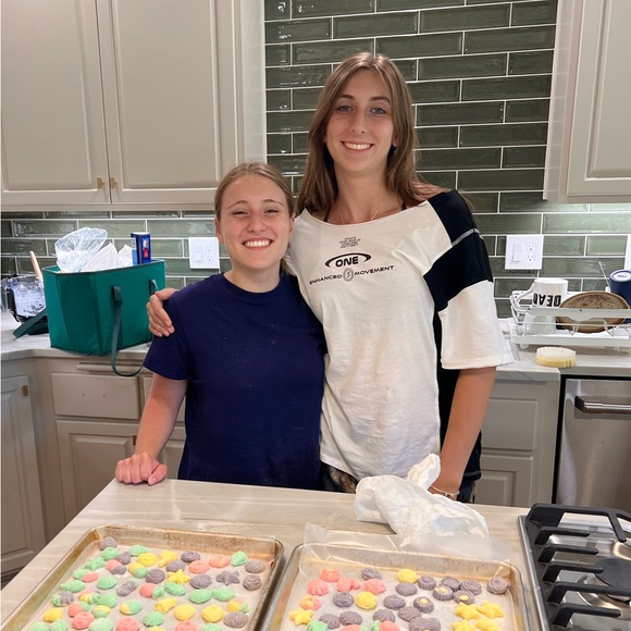 Meet The Posher - Picture 2 of 3